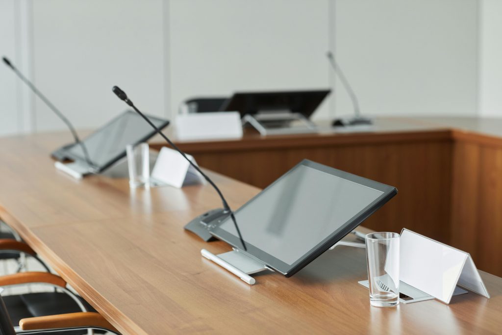 Tehnička oprema za konferenciju i poslovni seminar